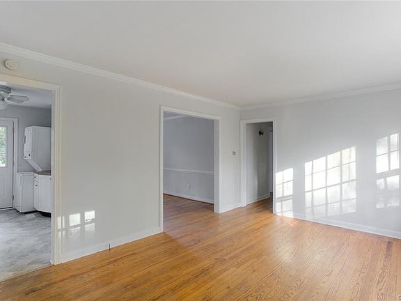 3rd image of 8500 Weldon Dr