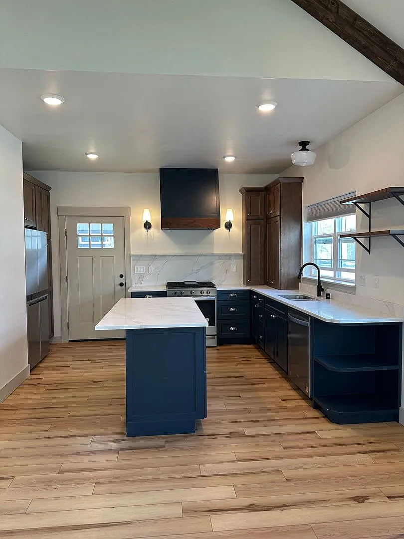 3100 N Lazy Eight Court — Photo 2