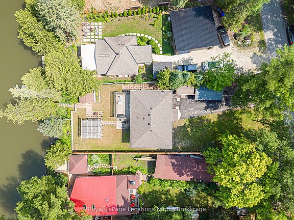 3rd image of 26 Stroud Cres
