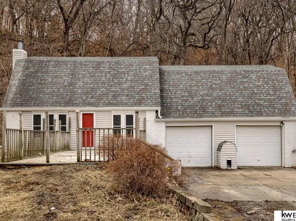 2010 Oak Dr, Missouri Valley, IA 51555