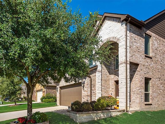 2nd image of 9832 Cottontail Ln