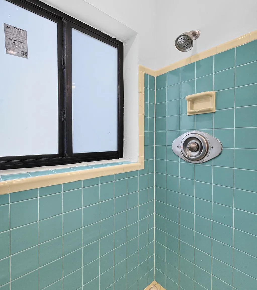 2 bed, 1.0 bath, 900 sqft, $1,455 — Photo 4