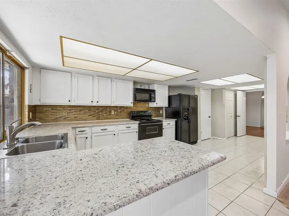 1109 Overdowns Dr, Plano, TX 75023