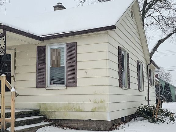 2nd image of 1260 E Forest Ave