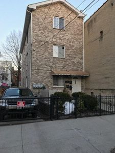 1858 Matthews Ave APT 3, Bronx, NY, 10462