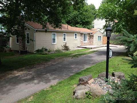 1st image of 8110 Woodside Dr