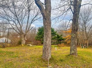 6 Pearl St, Bridgewater, NS B4V2P3