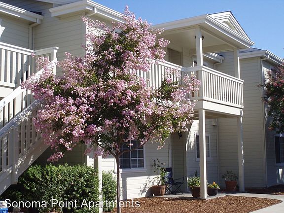 2nd image of 118 Tuscany Pl