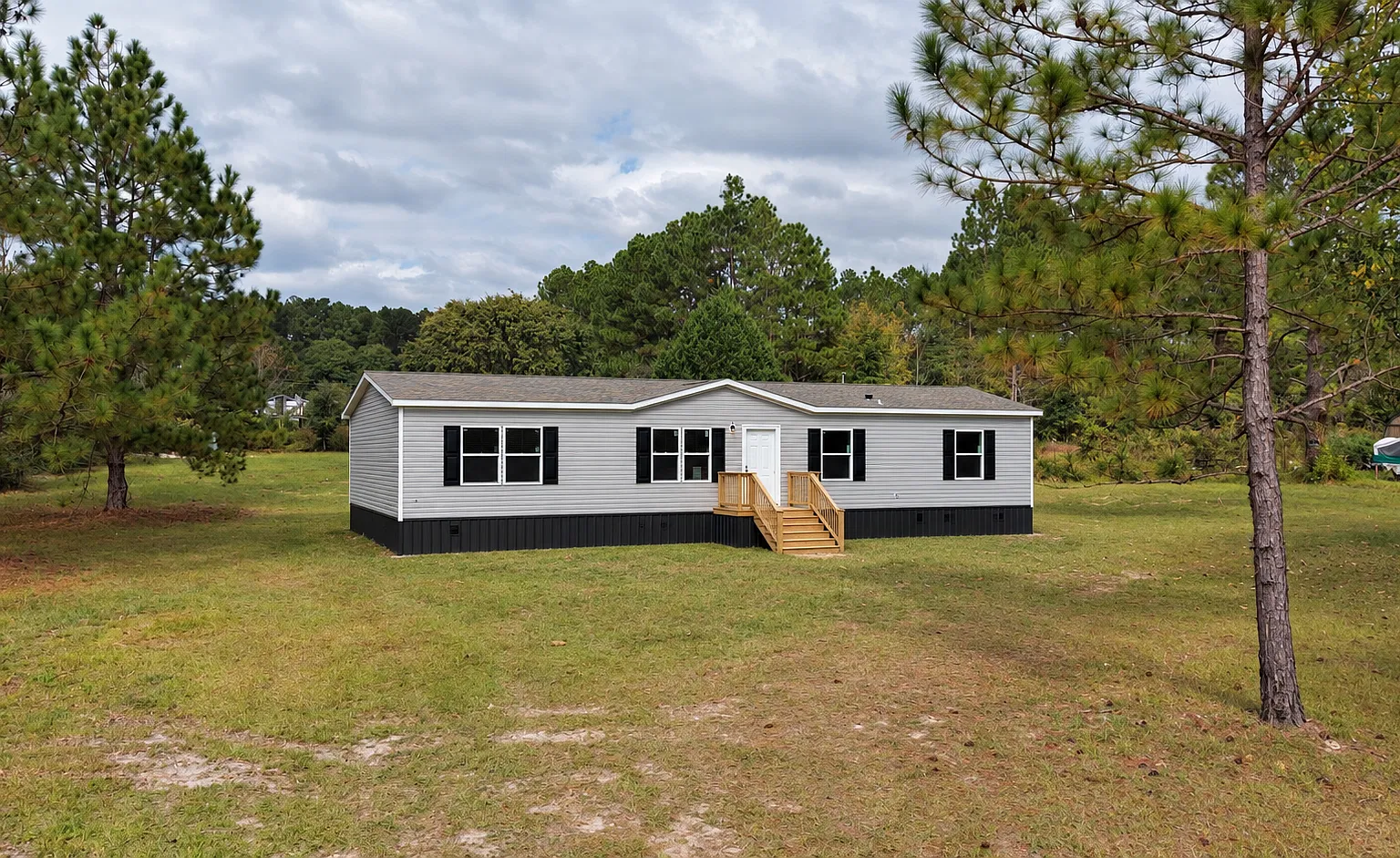 3 bed, 1568 sqft, $1,550 — Photo 1