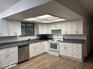 2122 S Orchard Dr APT 8, Bountiful, UT 84010