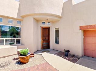 97 E Chili Line Rd, Santa Fe, NM 87508