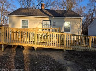 19956 Faust Ave, Detroit, MI 48219