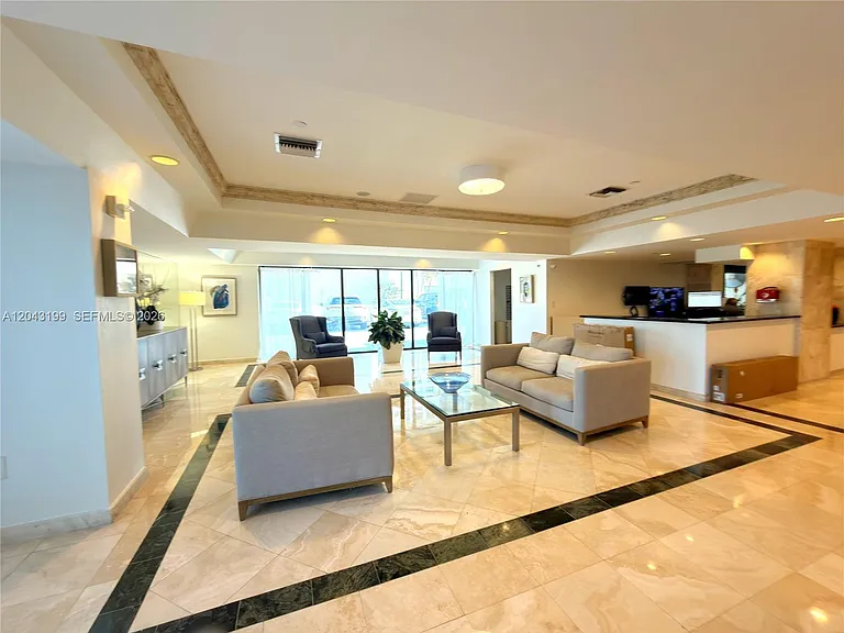2625 Collins Ave #215 — Photo 28