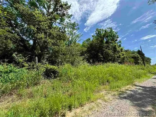 7 E Brissy St, Cushing, OK 74023