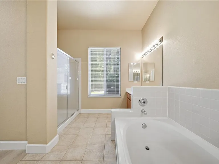 4319 Cadee Ct — Photo 25