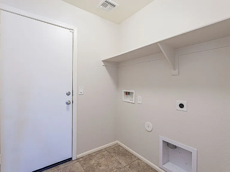 5054 S 235th Dr — Photo 34