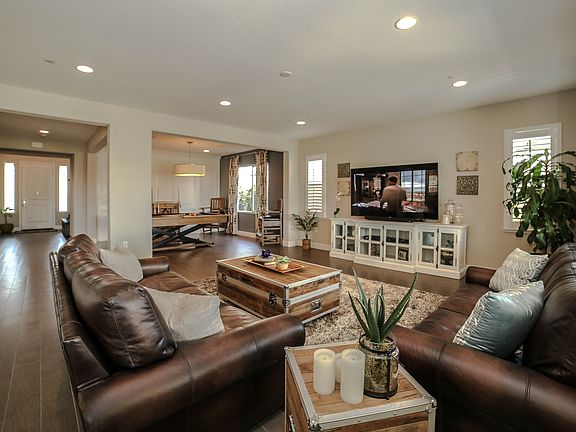 5th image of 9728 Wild Horse Ct