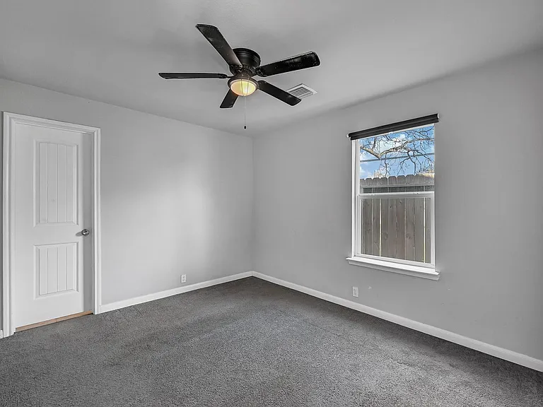 6705 Sherwood Dr — Photo 6