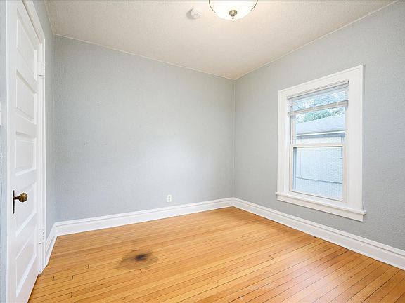 5th image of 614 S Euclid Ave