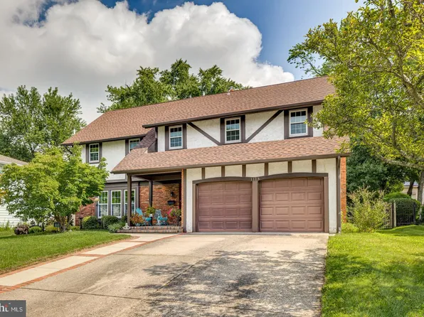 1113 Sea Gull Ln, Cherry Hill, NJ 08003