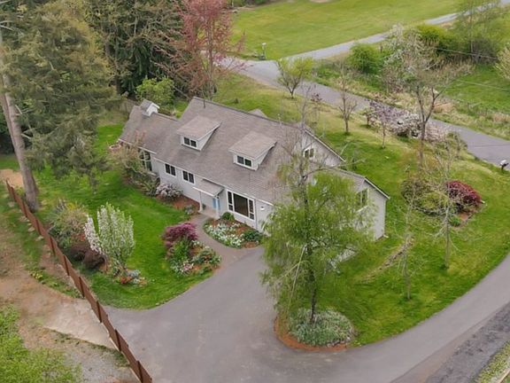 2nd image of 8703 72nd Ave E