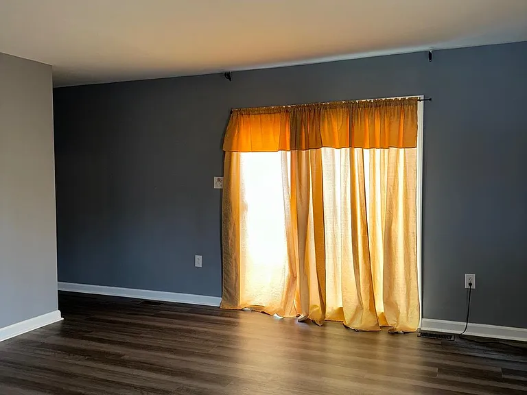 701 Green St — Photo 12