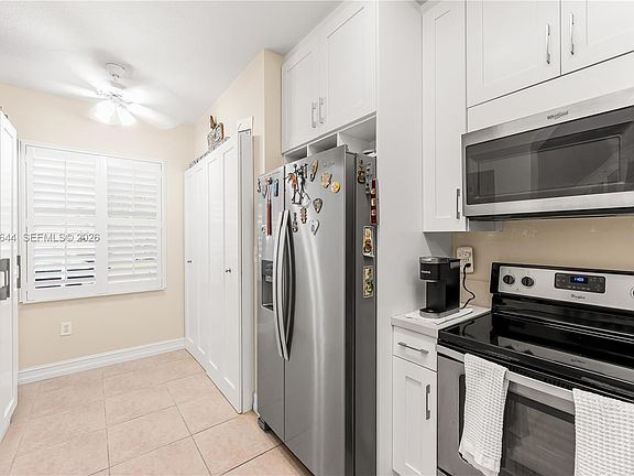 5th image of 15750 SW 92nd Ave Unit 21C