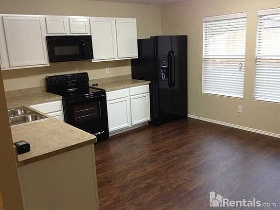 4th image of 14810 Canyonridge Dr