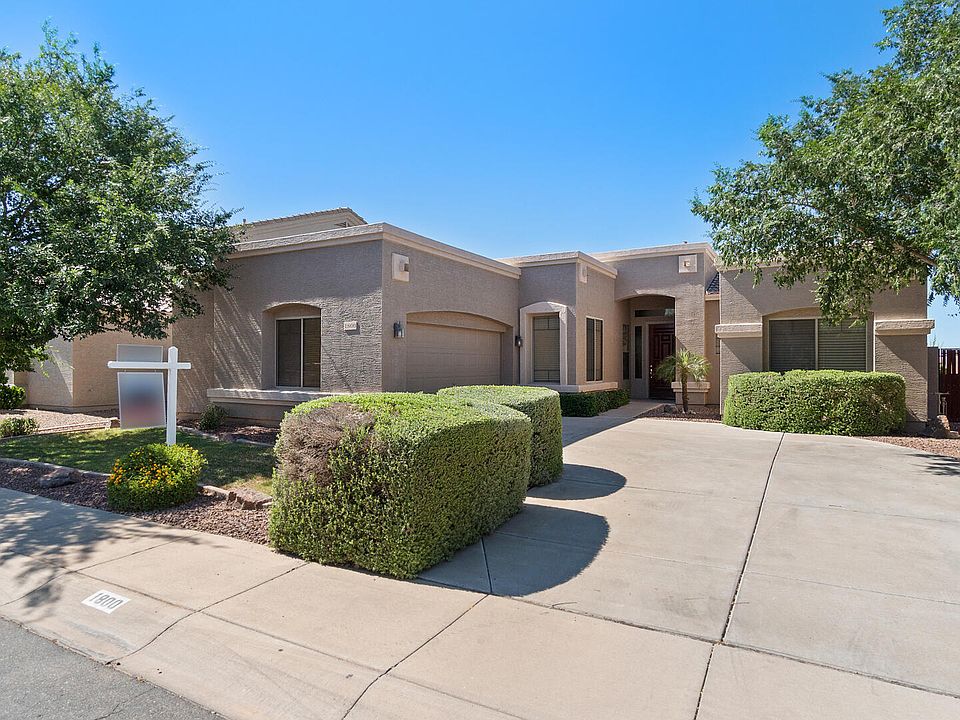 1st image of 1800 E INDIGO Drive