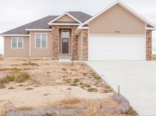 2709 E 17th St, Hays, KS 67601