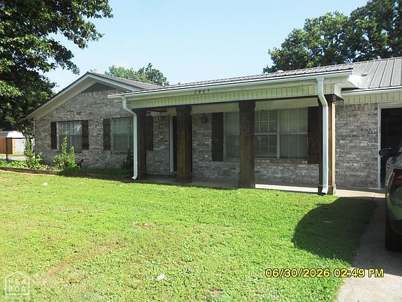 4th image of 2809 Ivy Dr