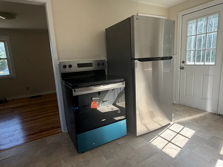 97 Denny Rd — Photo 8