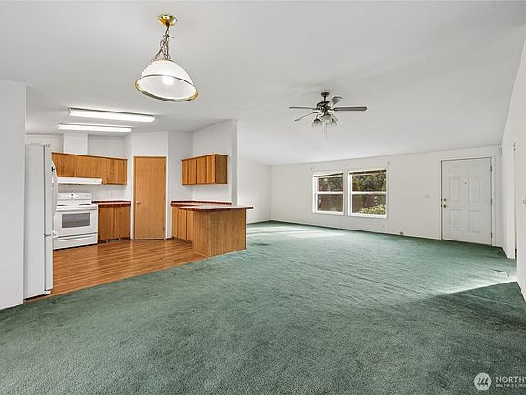 2nd image of 19115 Old Ranch Lane SW