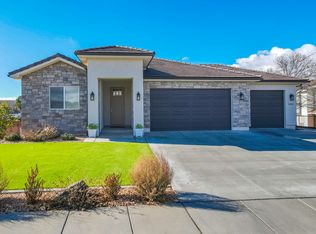 2451 Arrowhead Trl, Santa Clara, UT 84765