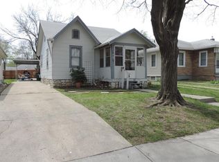 1407 E 24th Ave, Kansas City, MO 64116