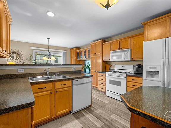 5th image of 2986 Caldwell Ln