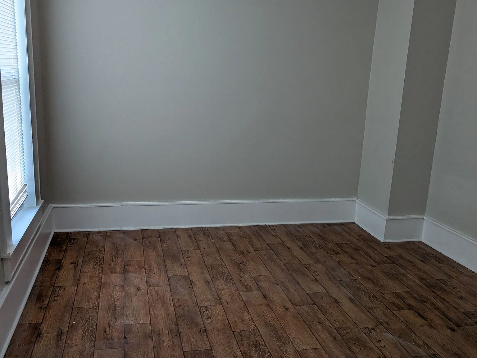 2 bed, 1.0 bath, 1050 sqft, $900 — Photo 4