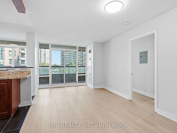 4th image of 503 Beecroft Rd #516