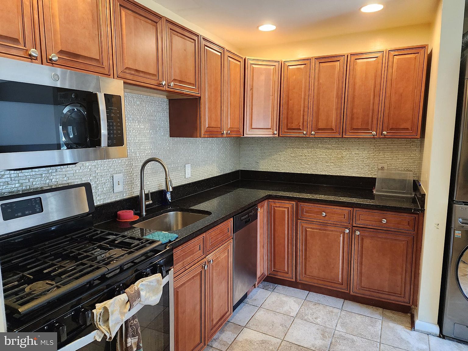 ♡ FANTASTICS 8459 Snapdragon Ln, Chino, CA 91708 | Zillow