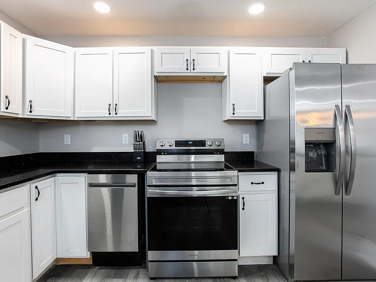 1250 Portage Ave #1 — Photo 19