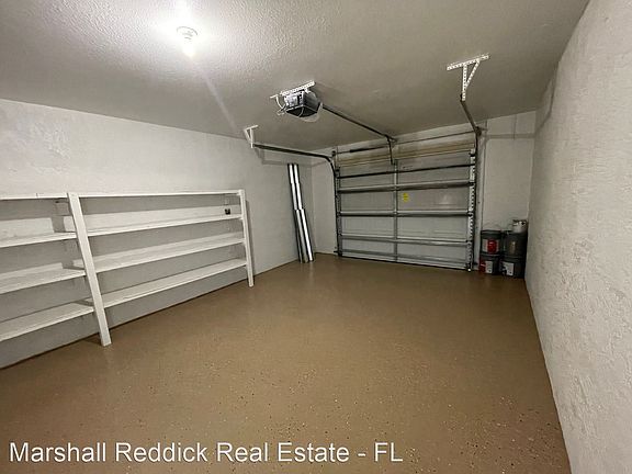 4th image of 413 NE 25th Ave