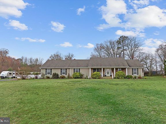 3rd image of 12647 Old Stage Rd