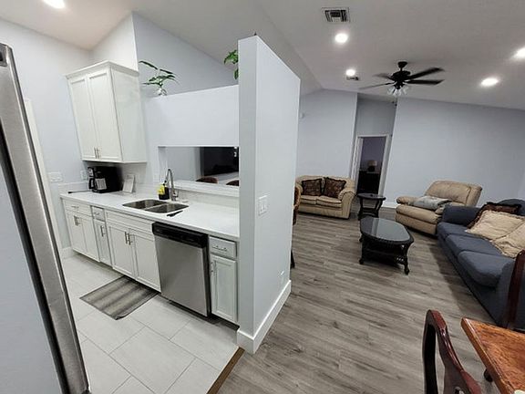 3rd image of 1328 Waterway Cove Dr