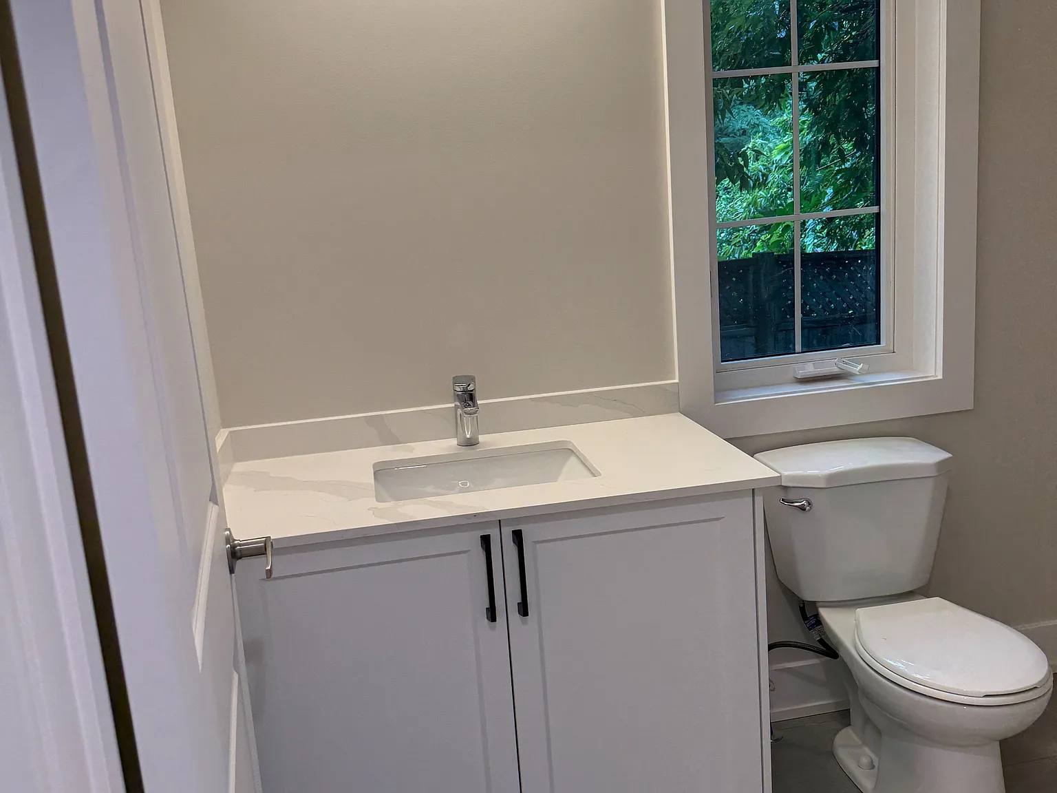 2 bed, $2,500 — Photo 4