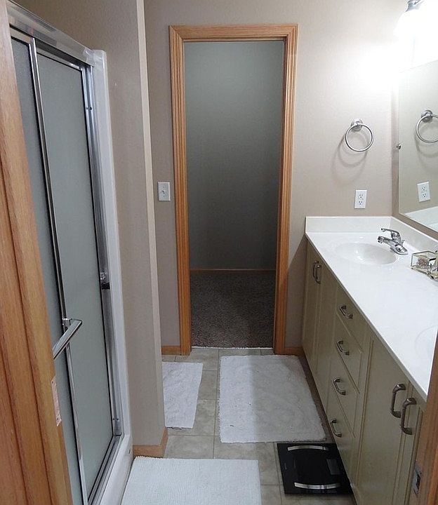 1st image of 525 Stonedale Dr