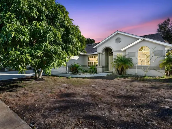 377 Wood Chuck Ave, Tarpon Springs, FL 34689