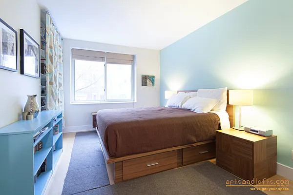 Sold by aptsandlofts.com | media 11