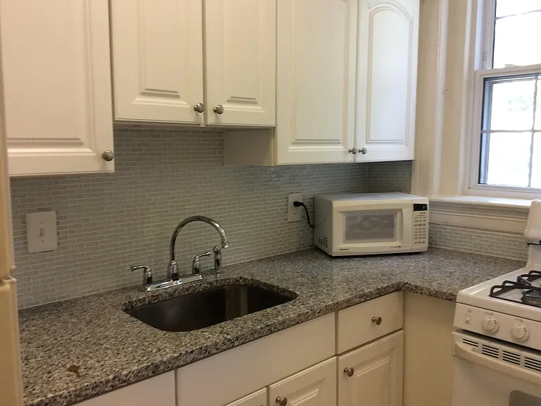 3516 W Pl NW #100 — Photo 8