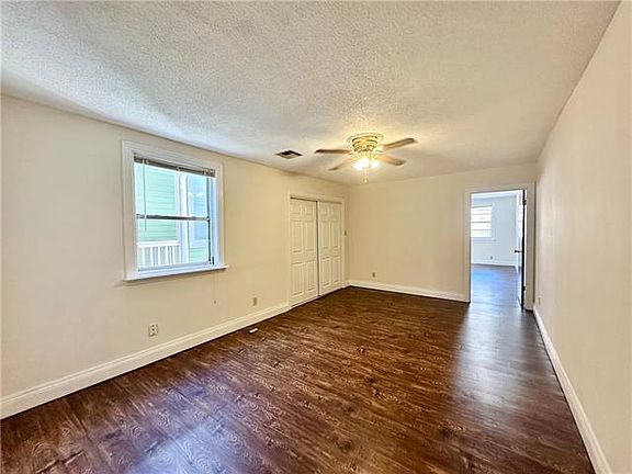 5th image of 1738 1st St #B