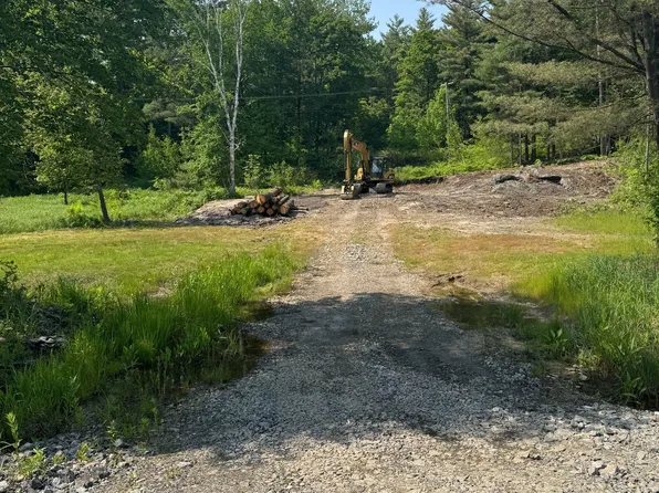 98 Louisa St, Parry Sound, ON P2A 3C1